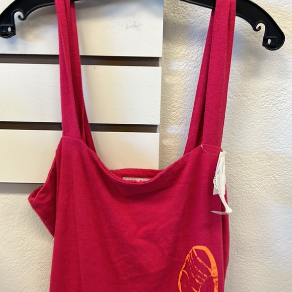 NWT Coverup Pink with Butterfly Pattern - Picture 2 of 5